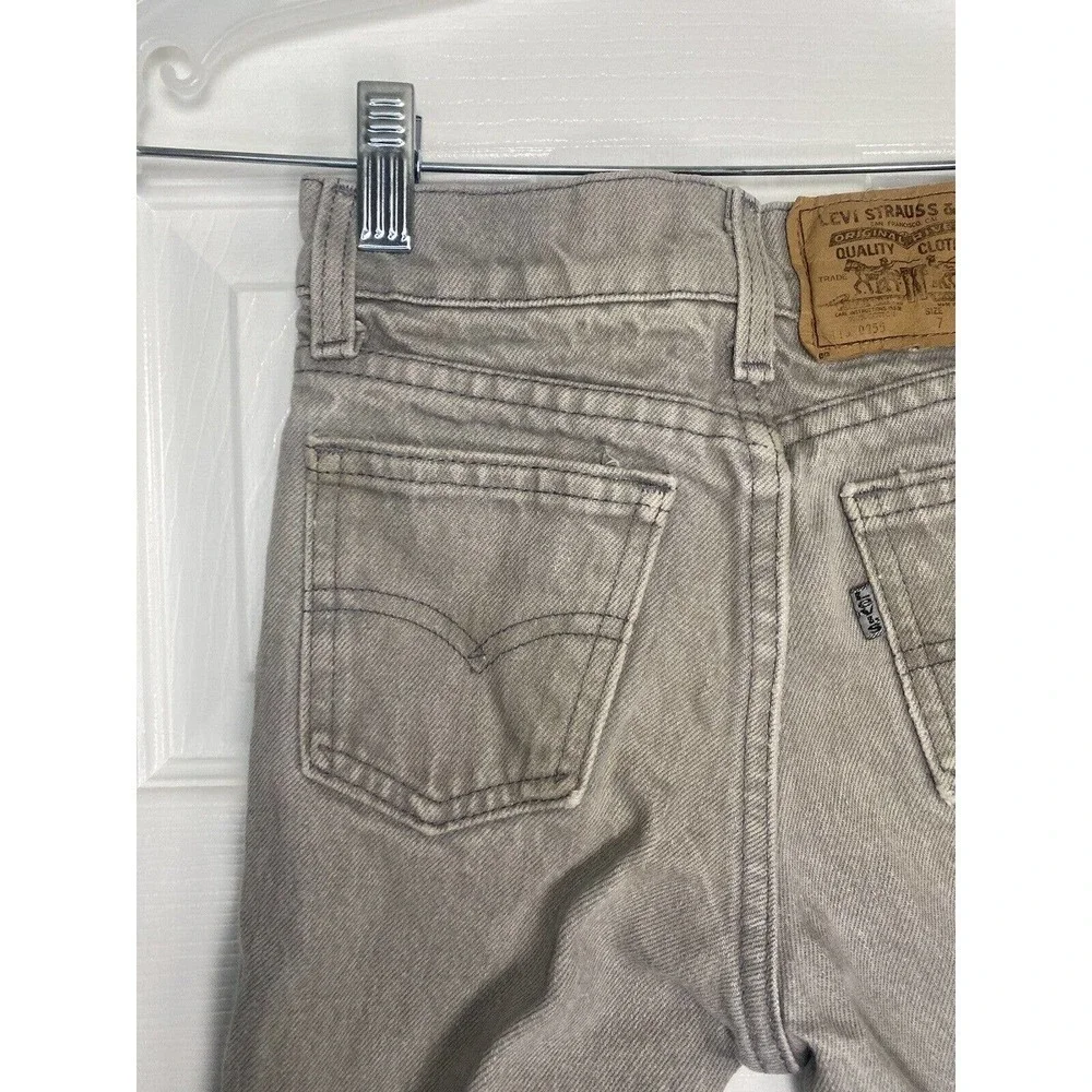 Levis levis youth